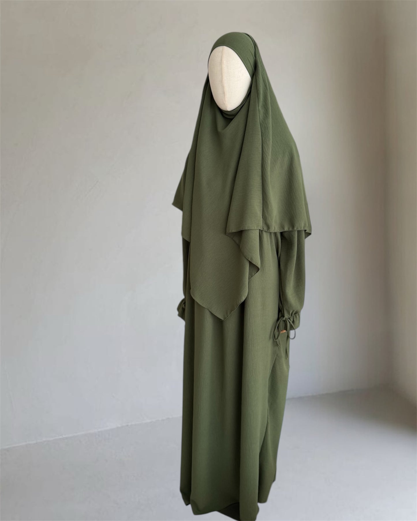 JAZZ ABAYA KHIMAR SET „AMIRAH" (VORBESTELLUNG)